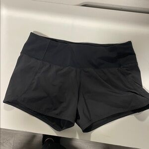 Black lululemon Low-Rise Lined Short 2.5" running shorts